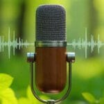 microfone na natureza emitindo ondas de som com aplicativos para clonagem de voz IA